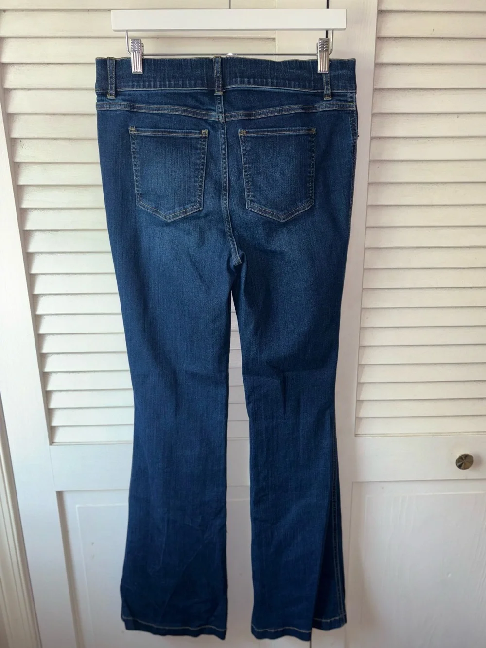 SPANX Flare Jeans Large 20327R Midnight Shade Pull On Shaping Denim - Picture 3 of 5